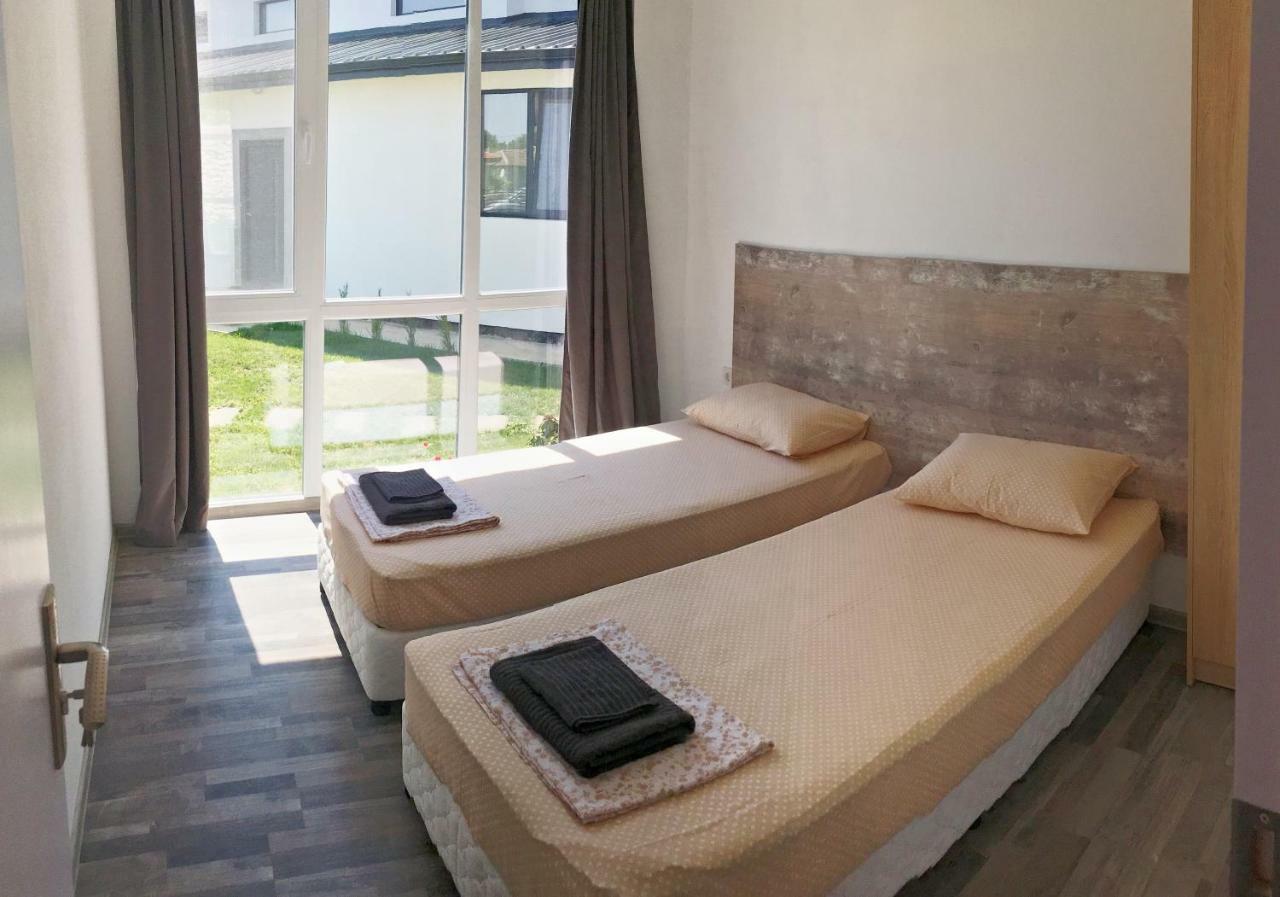 Karia Apartments Shabla Exterior foto